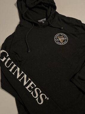 Guinness Open Gate Brewery Logo Lightweight  Hoodie Shirt MEDIUM Beer Maryland